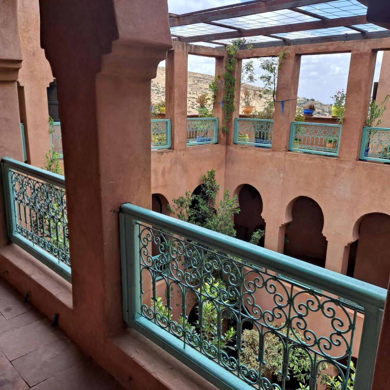 Hotel Riad Kasbah Omar Ourika Exterior foto